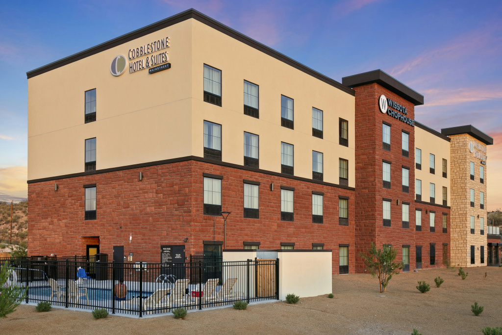 Cobblestone Hotel & Suites - Wickenburg