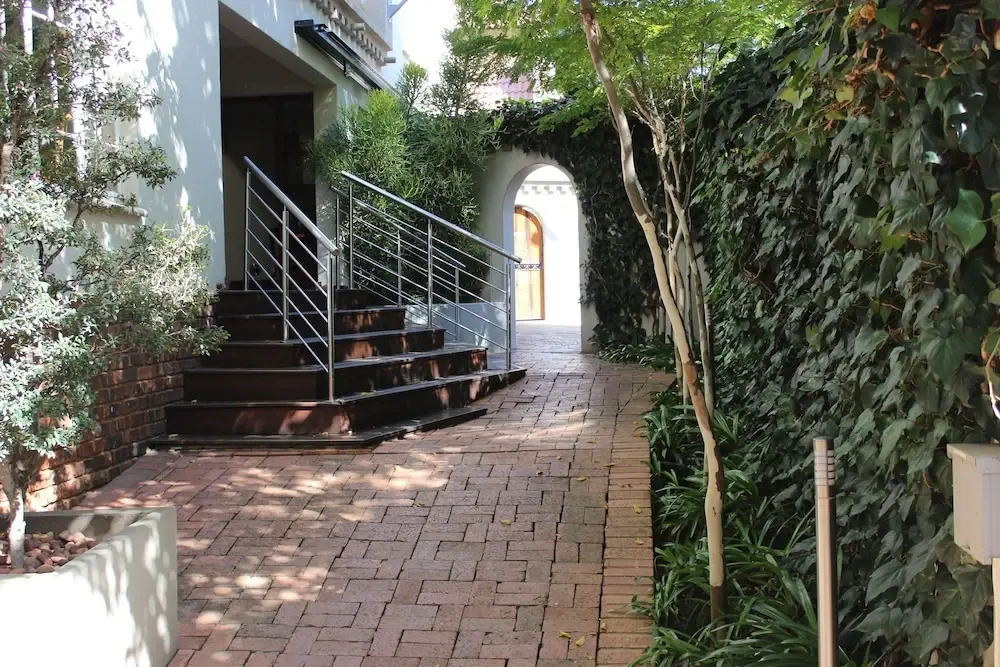 Village Ridge Boutique Stays - фото 4