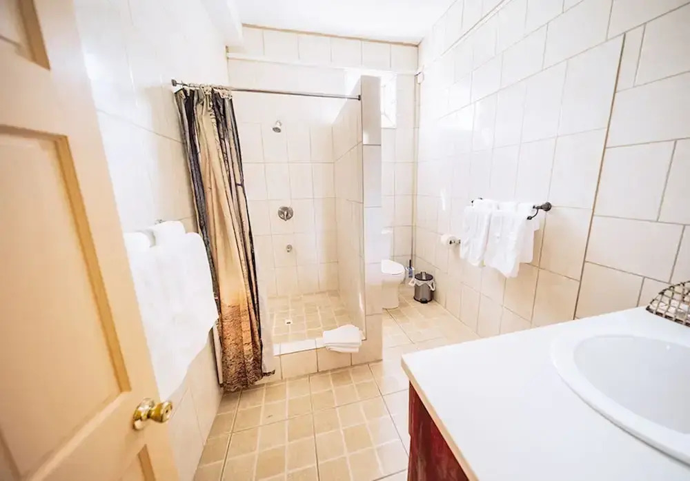 ClarenceVille Villa Apartments - фото 7