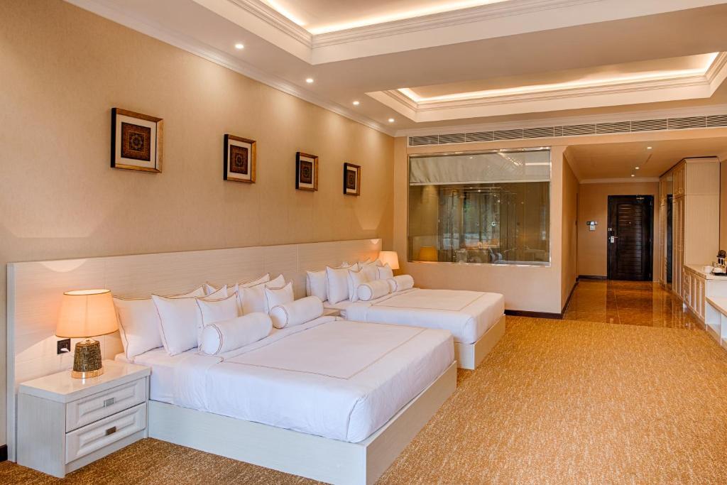 The Golden Crown Hotel