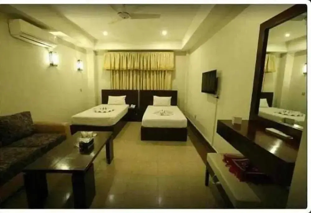 Multan Continental Hotel - фото 7