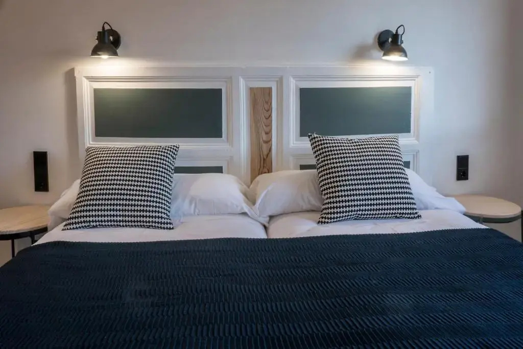 Economy Double room full double bed