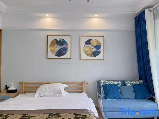 Superior Double room (full double bed)