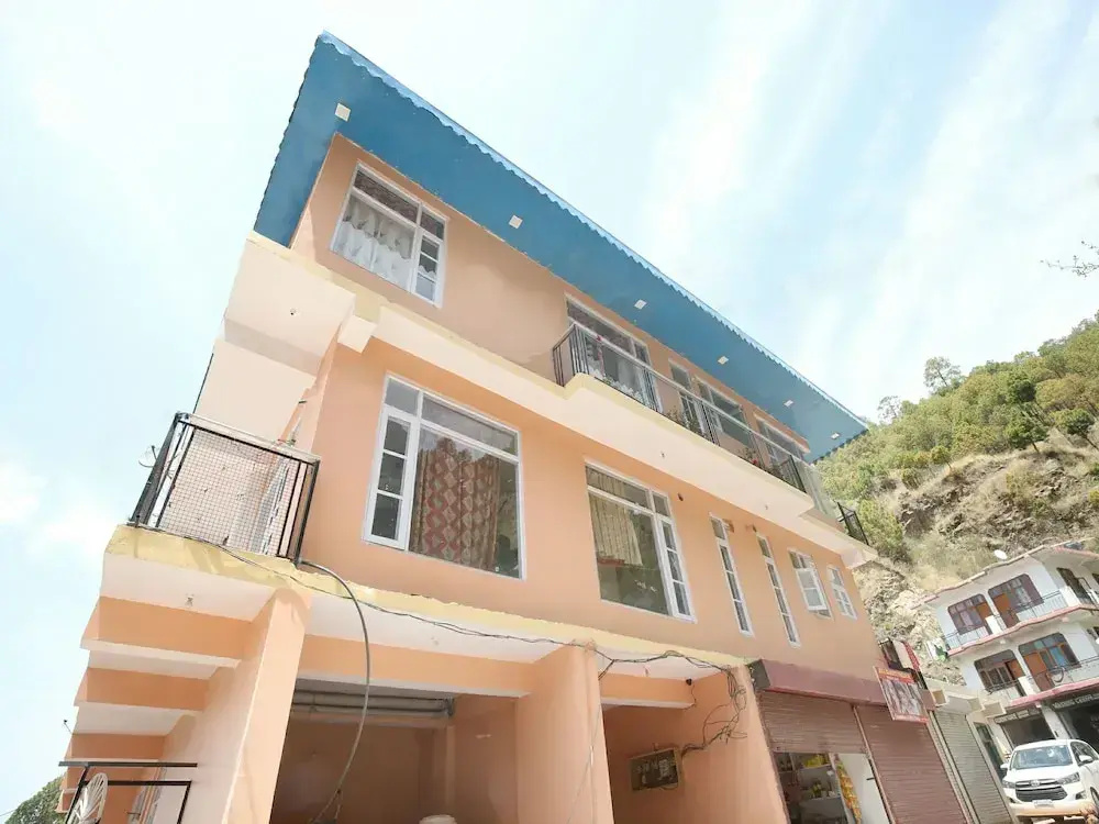 OYO 13804 Home Serene Studio Kasauli