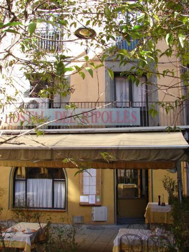 Hostal del Ripollès by null