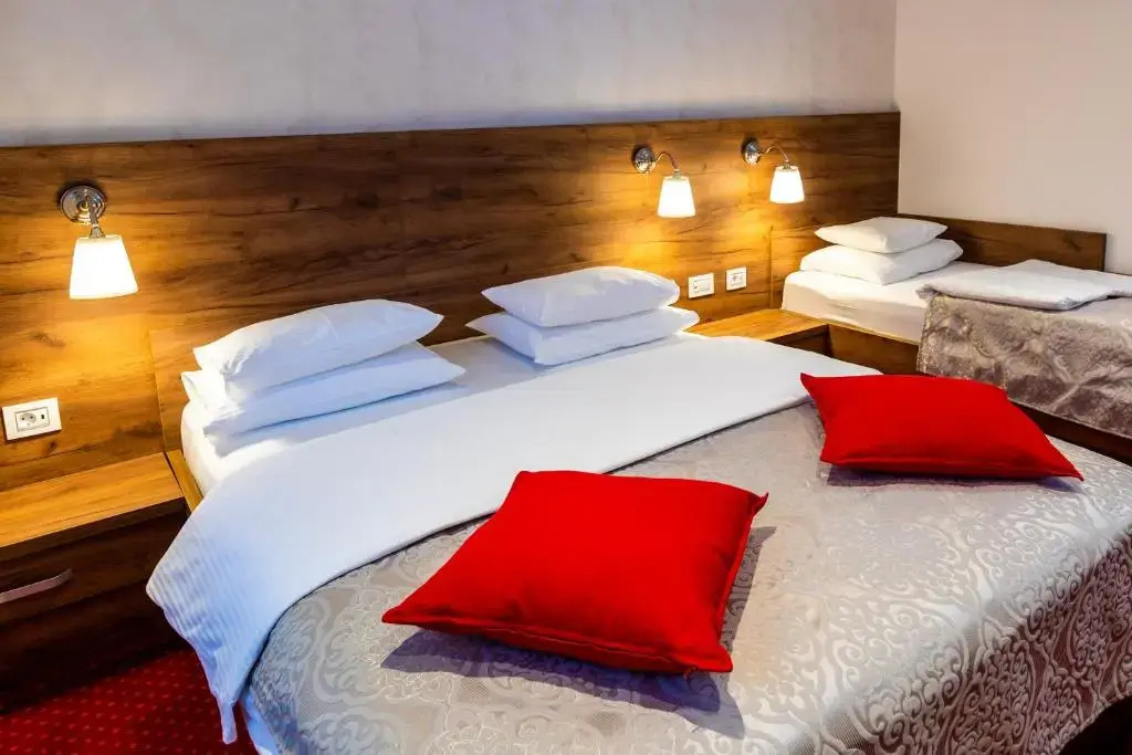 Garni Hotel Royal Crown - Chambres