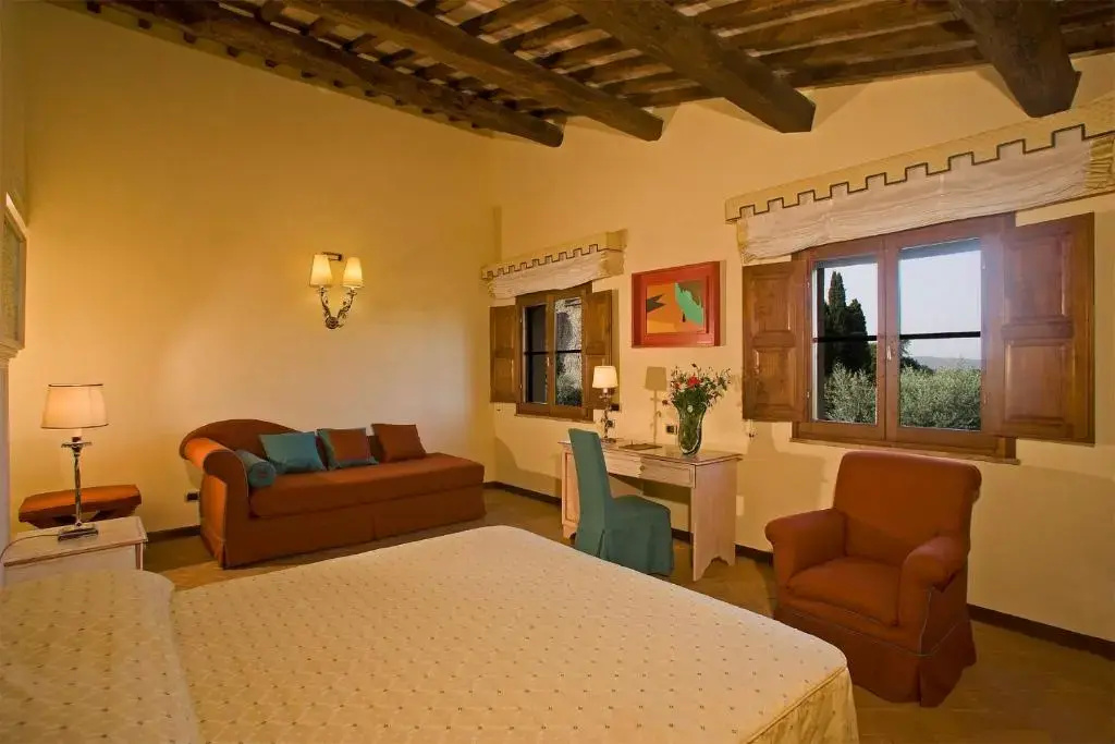 Deluxe Double room (full double bed)