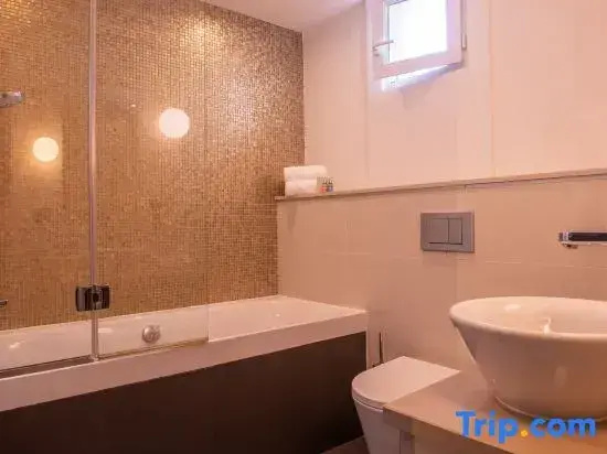 Hotel Yllen Eiffel 124
