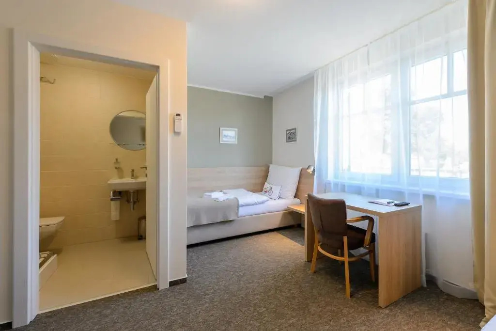 Standard Double room (twin beds)