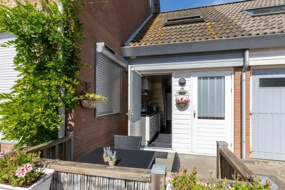 Studio in Zoutelande Near Stunning Beaches