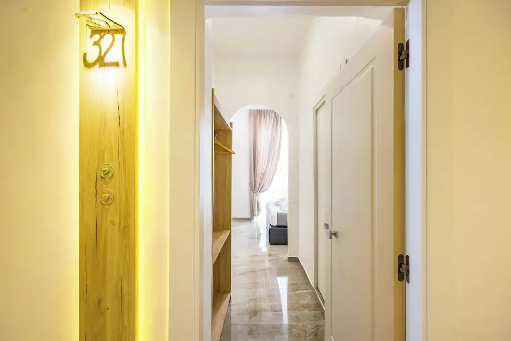 Superior Double room with mountain view (full double bed)