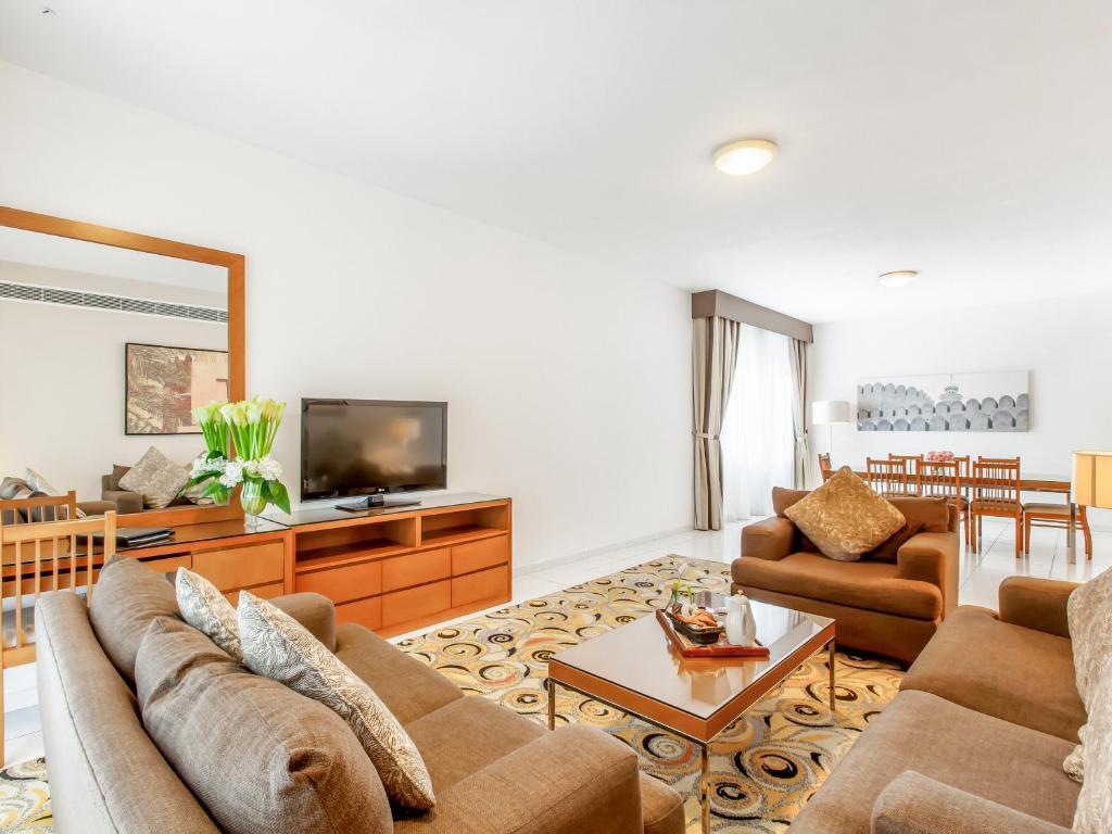 Golden Sands Hotel Apartments
