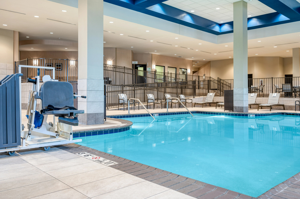 Holiday Inn Terre Haute by IHG - Général