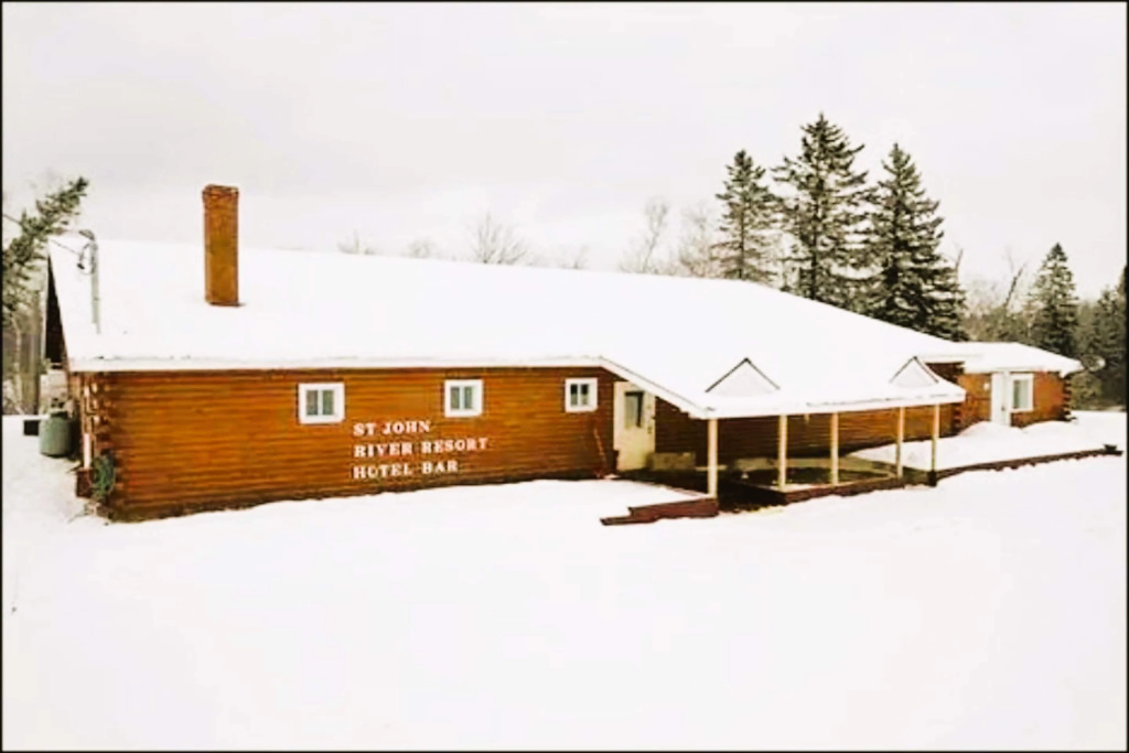 Love Hotels St John River by OYO at Fort Kent ME