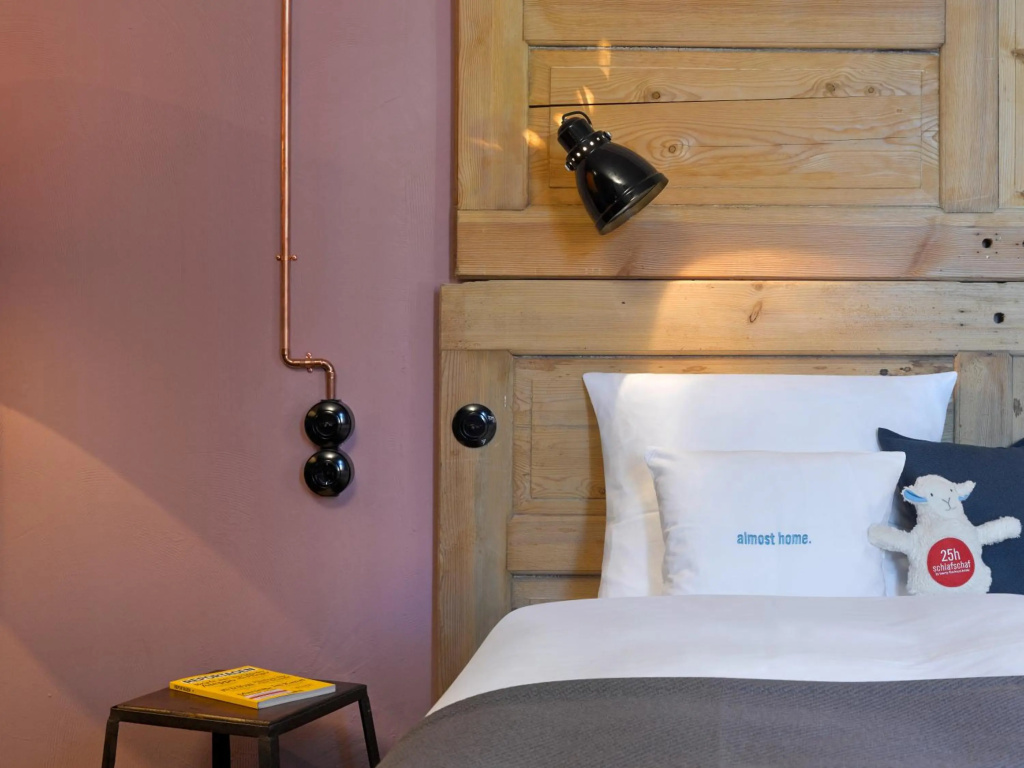 25hours Hotel Altes Hafenamt – Bild 5