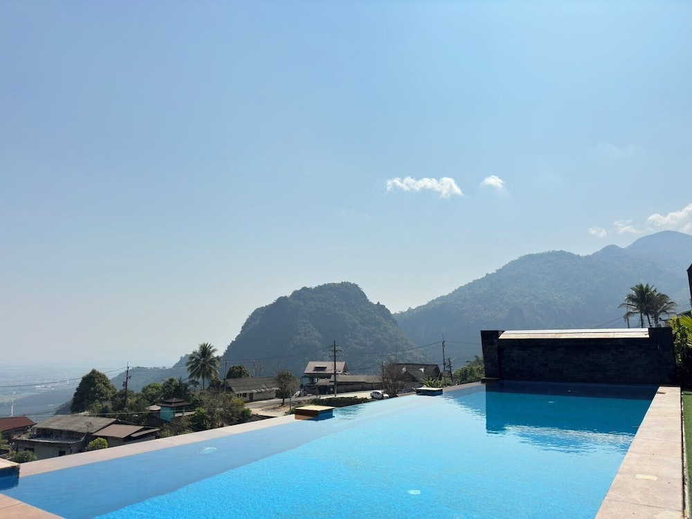 Hotel photo 32