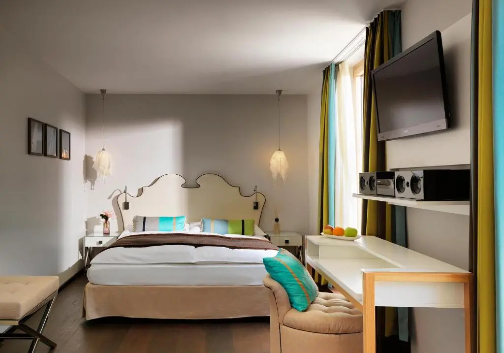 Standard Double room (full double bed)