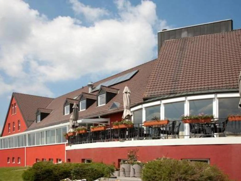 Golf And Country Hotel