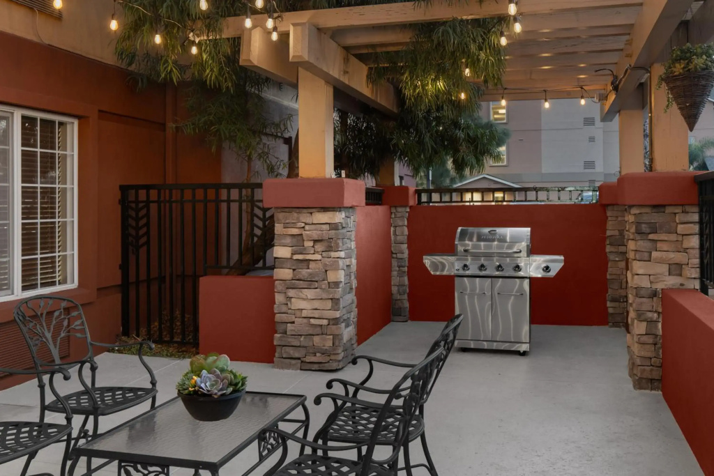 Larkspur Landing Extended Stay Suites Renton - фото 23