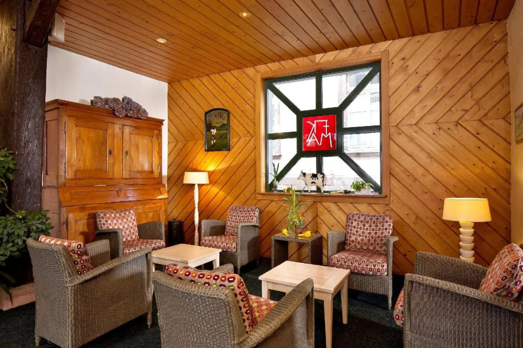 Voir la photo 2 — Hotel de la Tour