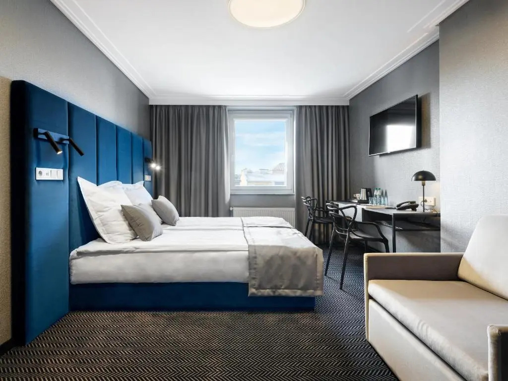 Superior Double room (full double bed)