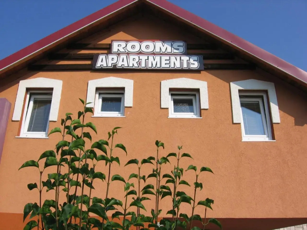 Guest House Redzo