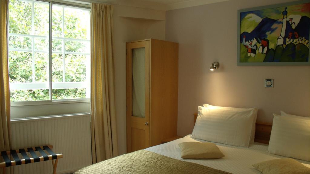 Harlingford Hotel by null