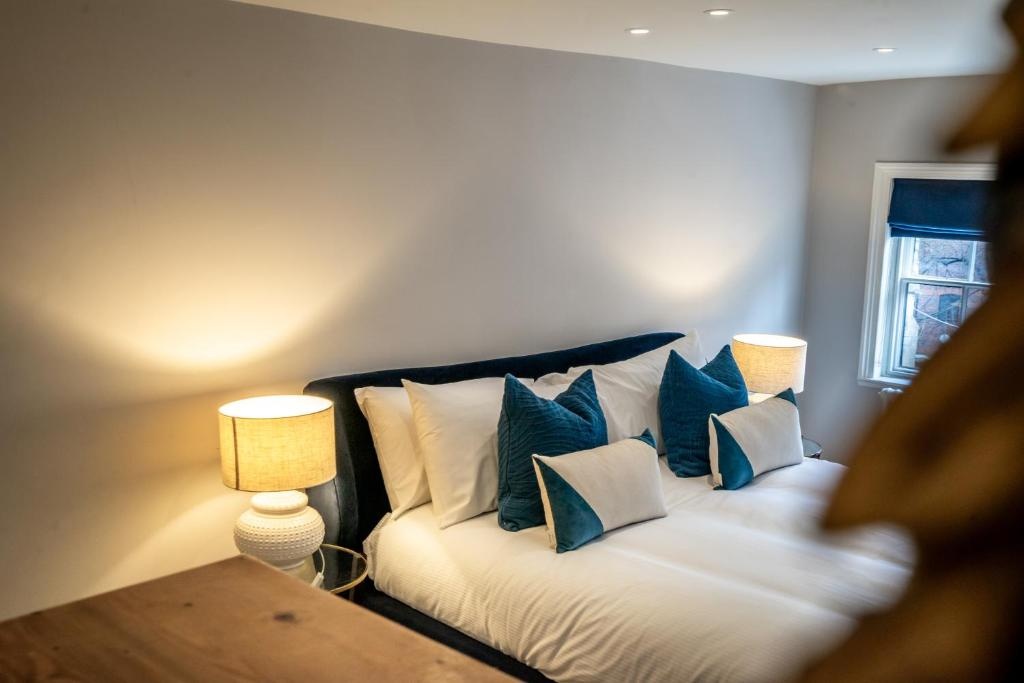 14 Castlegate
