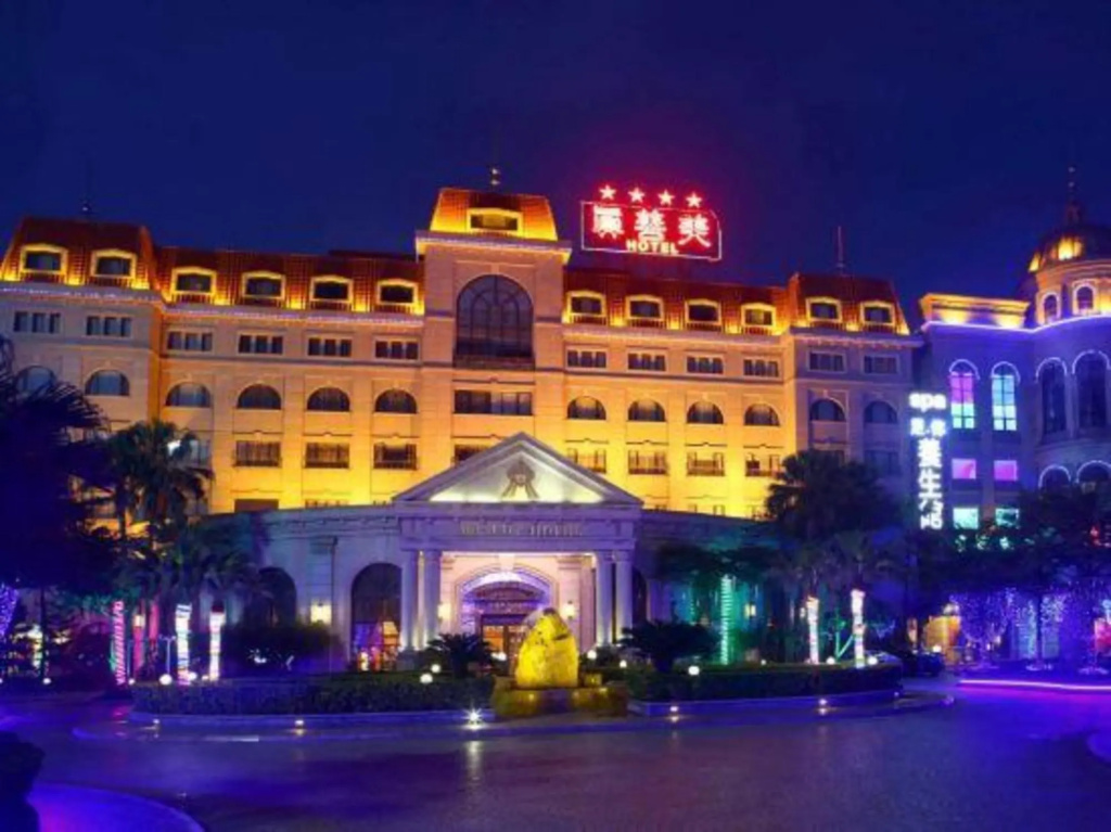 Mascot Hotel