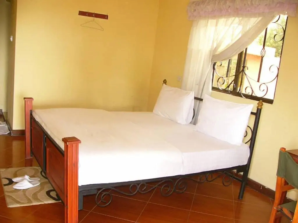 Economy Double room (full double bed)