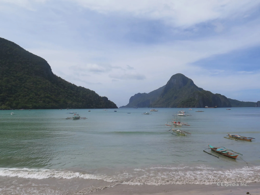 Beach & Waterfront