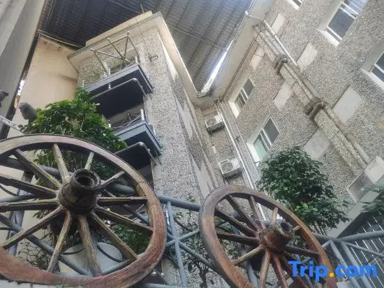 Home Inn · Yunshang Siji Premium Hotel (Ruili Fortune Plaza Tourist Pedestrian Street)