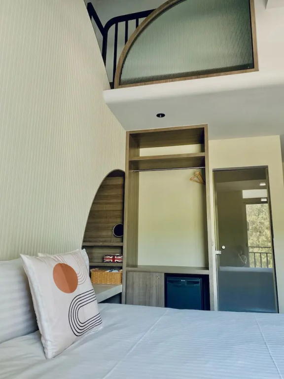Standard Double room with balcony and with mountain view (full double bed)