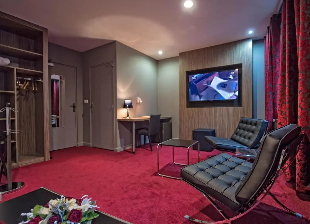 Executive Double room (full double bed)