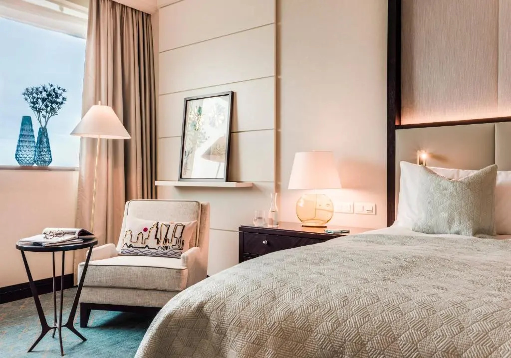 Classic Palace View Lounge Access Double room (full double bed)