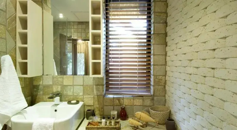 Khaya Ndlovu Manor House - Chambres