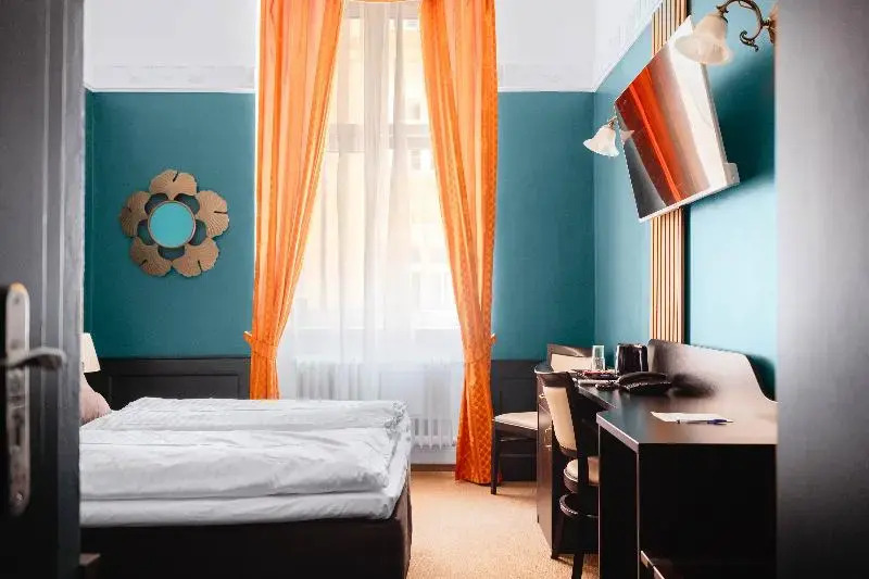Двухместный номер Classic двуспальная кровать в Hotel Praga 1885