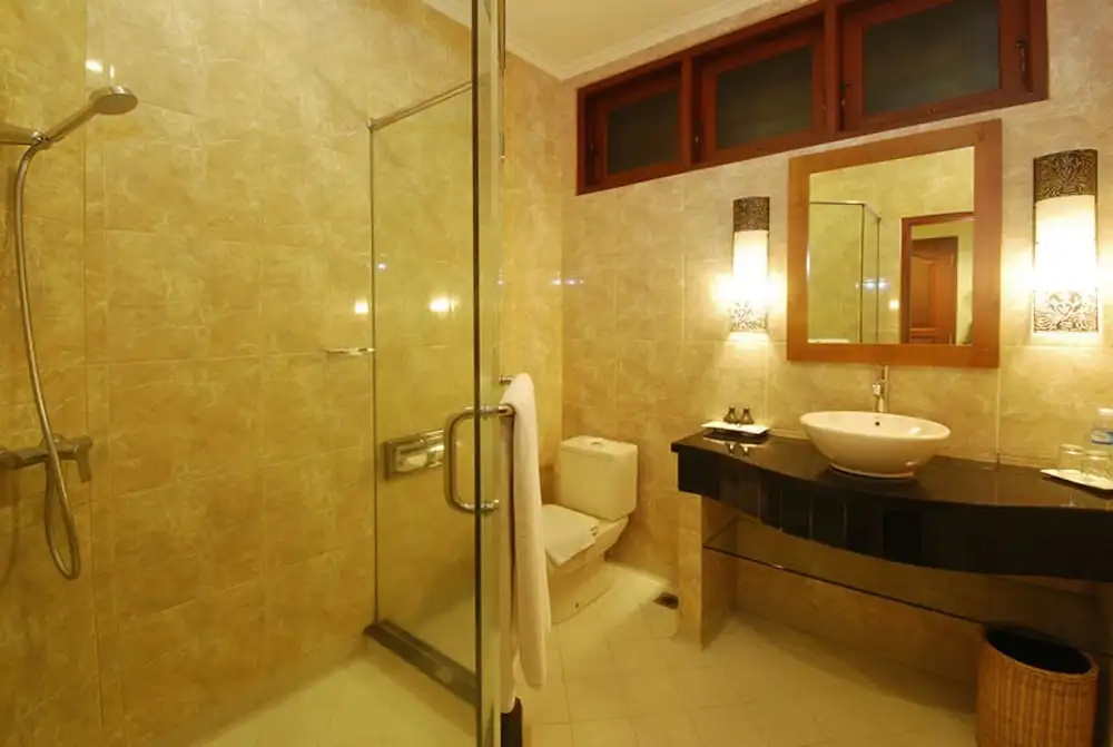 Yulia Beach Inn Kuta - Chambres