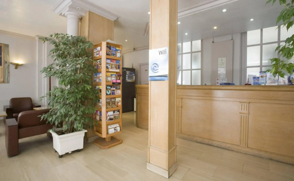 Hotel photo 2