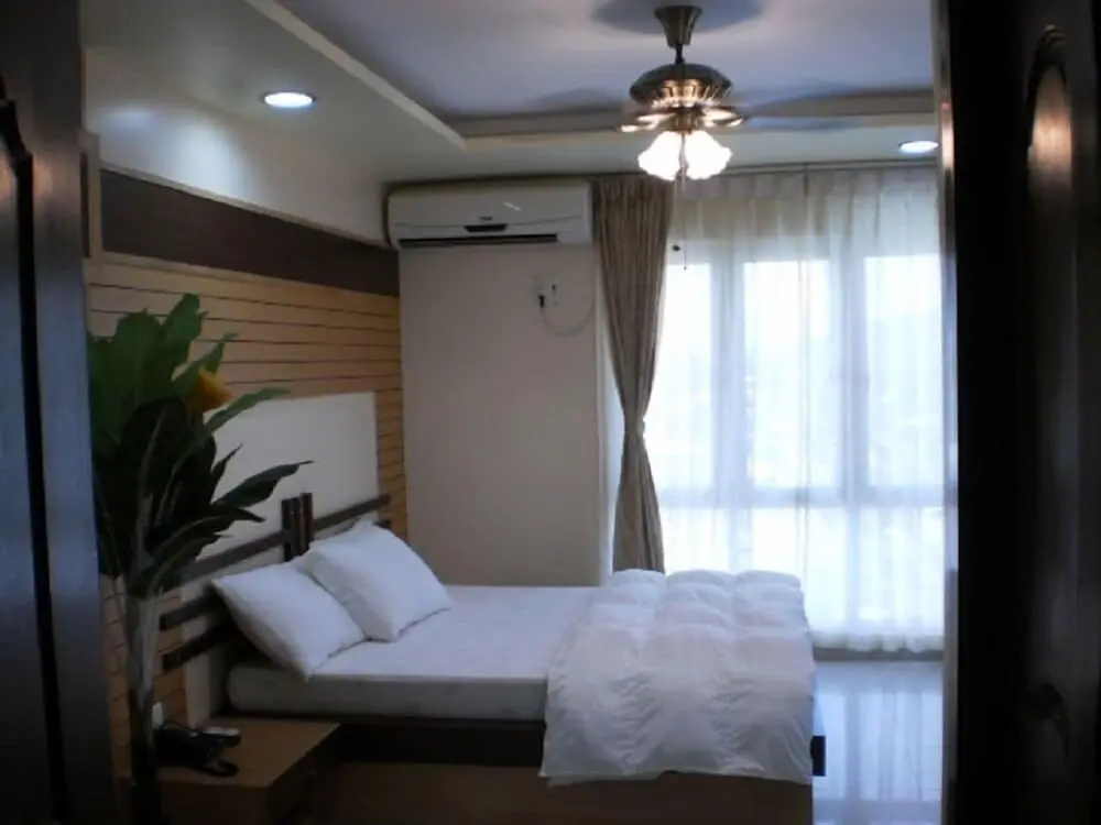 Hotel Hilltop International - Chambres