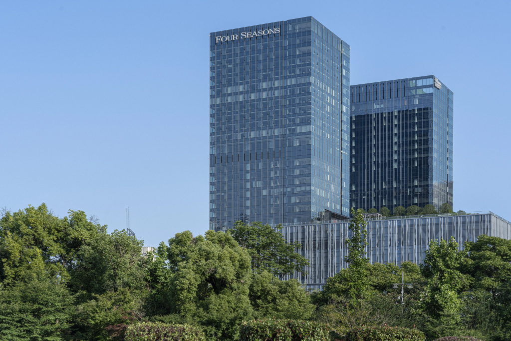 Four Seasons Hotel Hangzhou At Hangzhou Centre in Hangzhou
