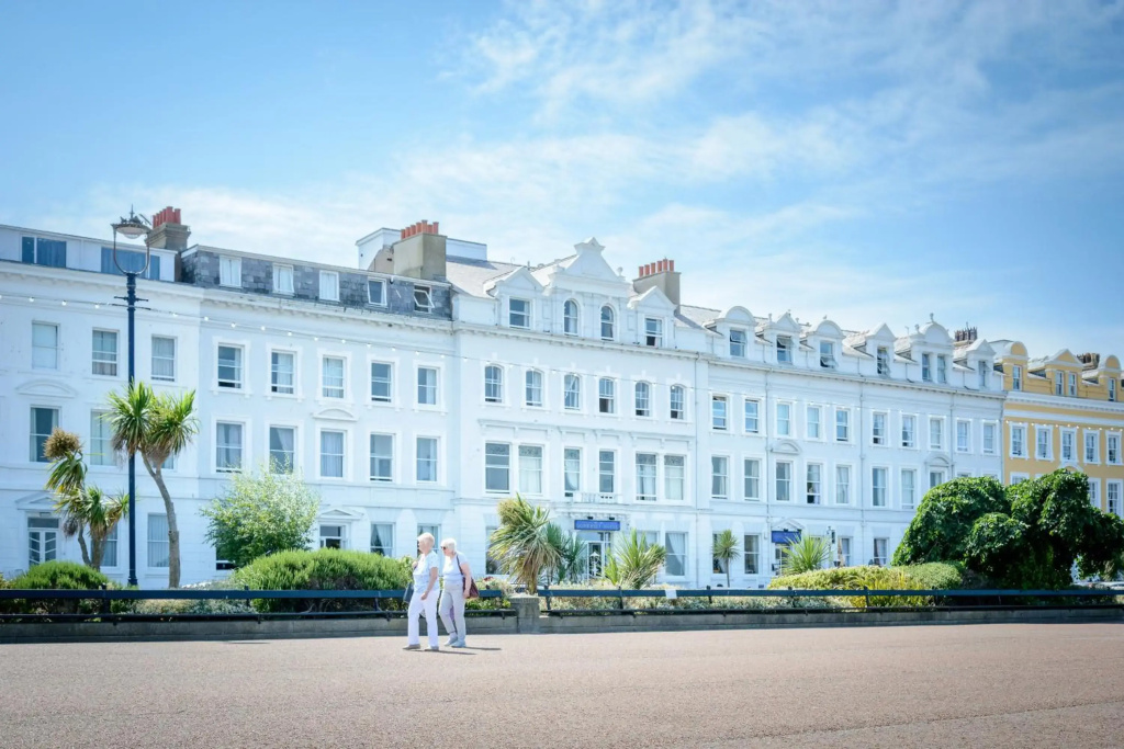 Somerset Hotel