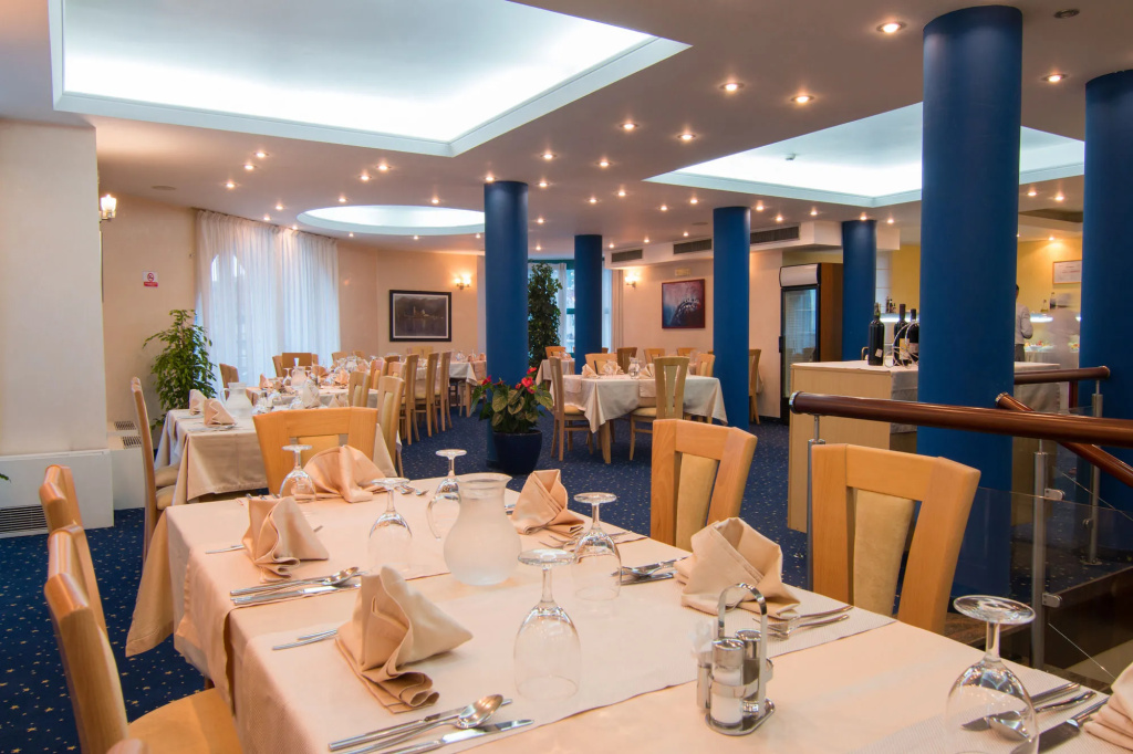 Blue Star Hotel - Général