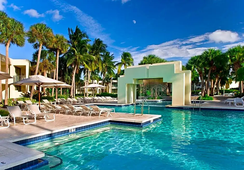 Pier Sixty-Six & Marina - Chambres