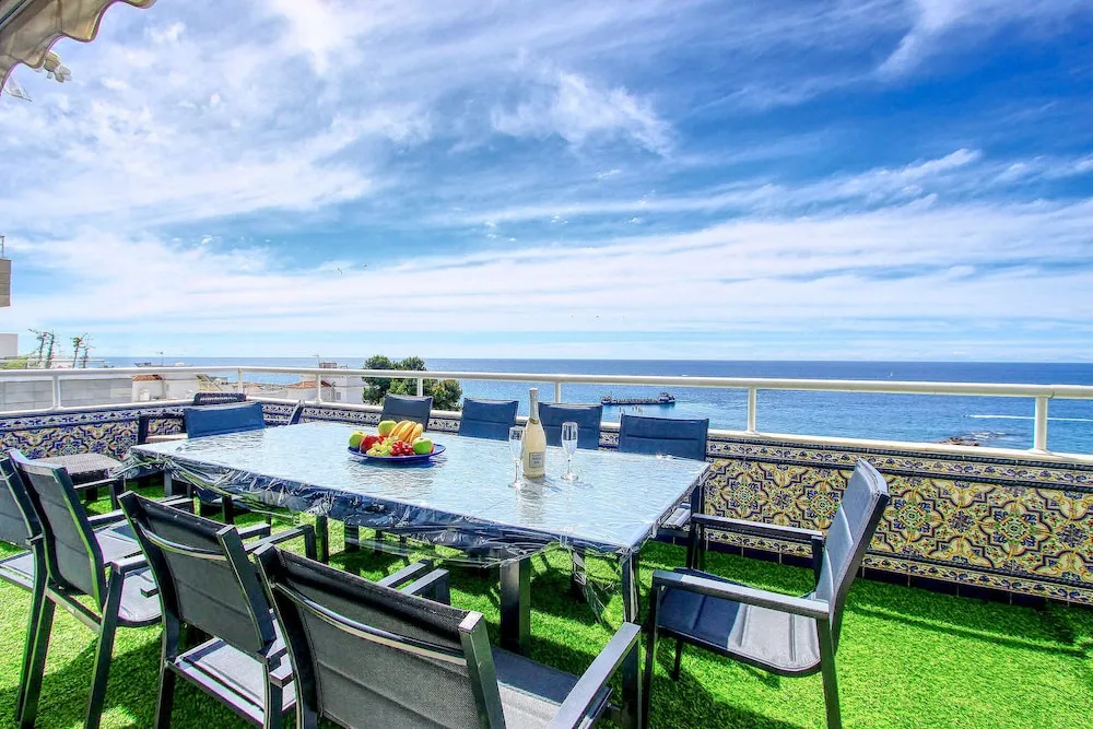 Beach & Waterfront