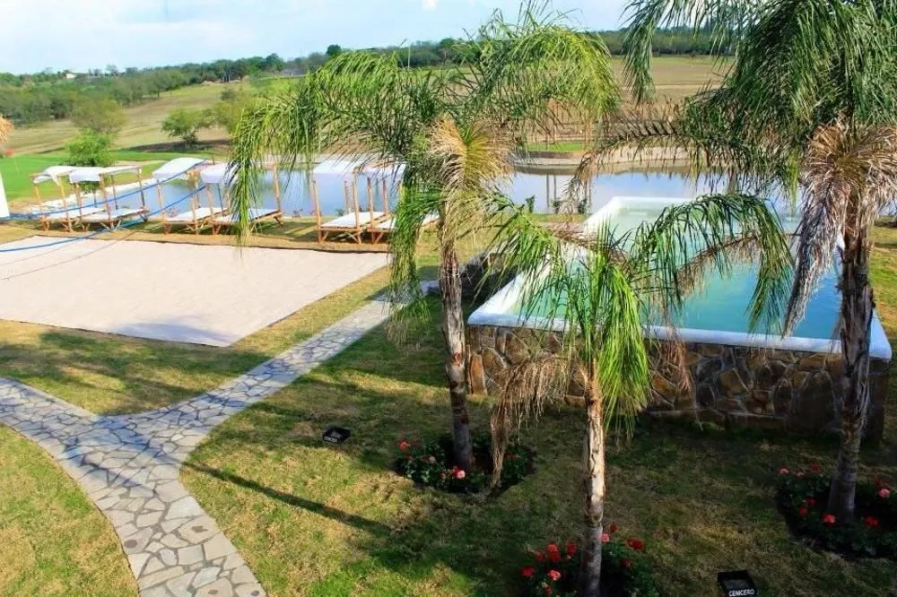 Beach & Waterfront