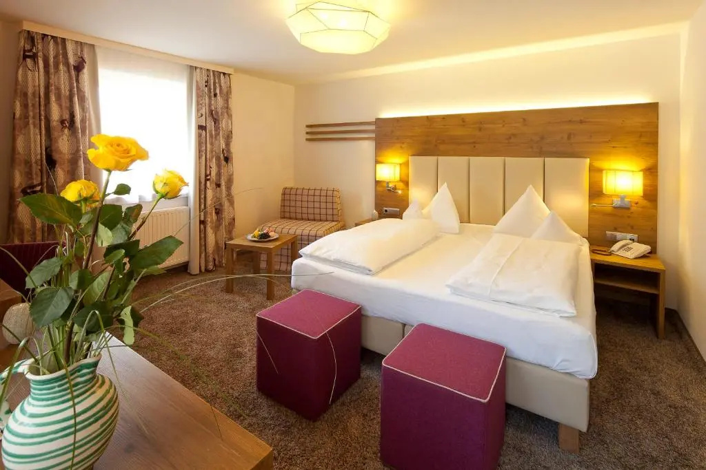 Standard Double room (full double bed)