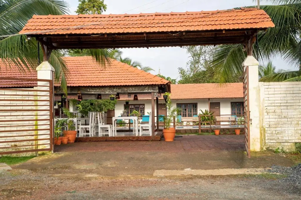 Dhanrains Moon Light Retreat Cottages