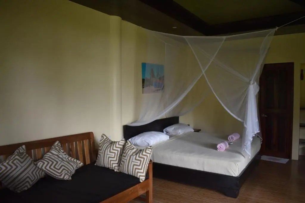 Standard Double room with balcony (full double bed)