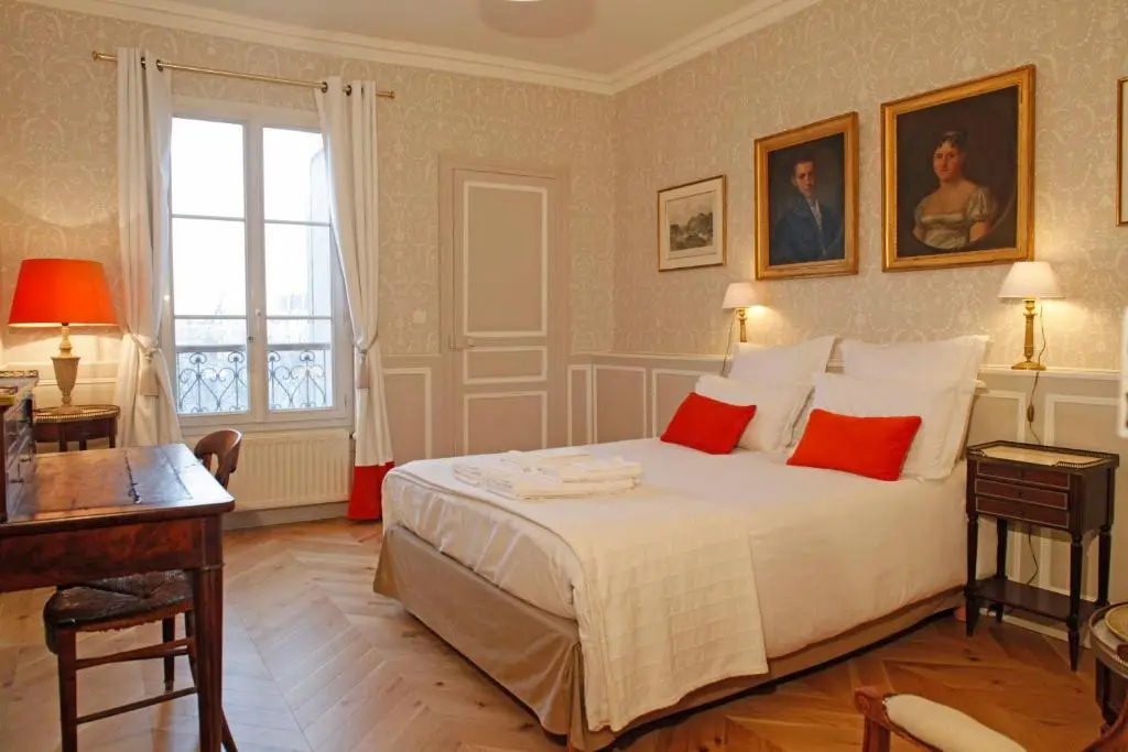 Standard Double room with garden view (full double bed)